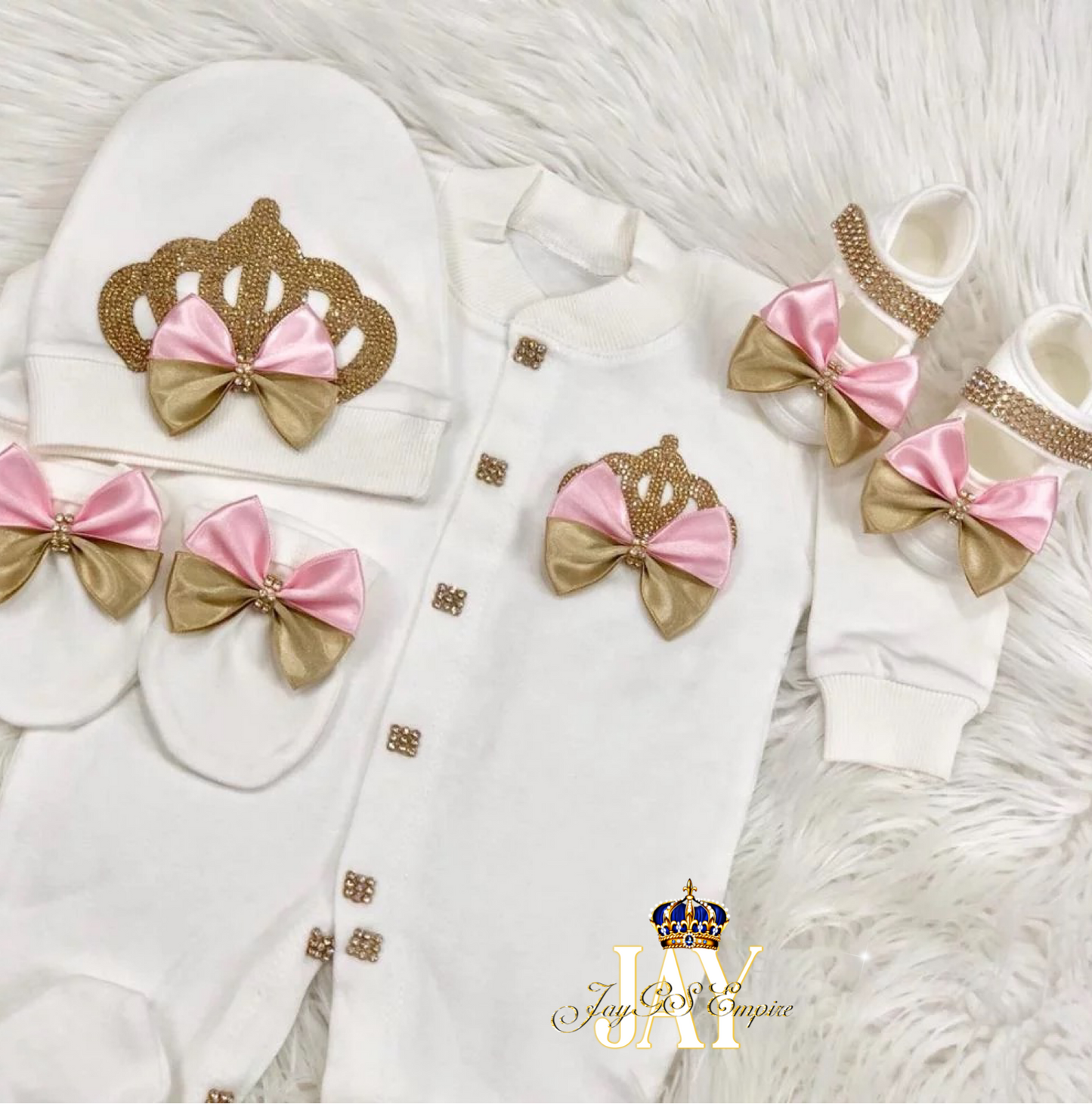 JayGsEmpire Baby Boy baby girl luxury Jewels Crown Layette 4 Piece Gift Set 0-6 Months